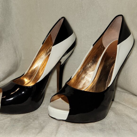BCBG Generation Women's Patent Leather Heels - Picture 4 of 7